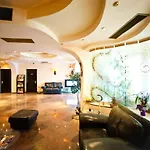 Class Hotel