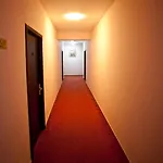 Class Hotel