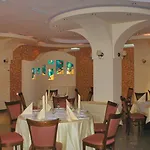Class Constanta
