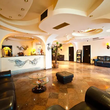 Class Hotel